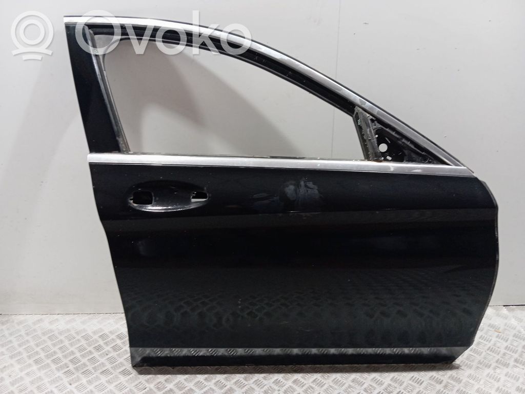 Mercedes-Benz C W205 Etuovi 