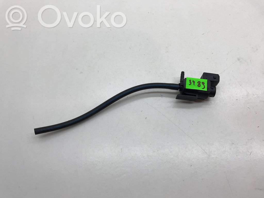 BMW 7 E65 E66 Zawór podciśnienia / Elektrozawór turbiny 