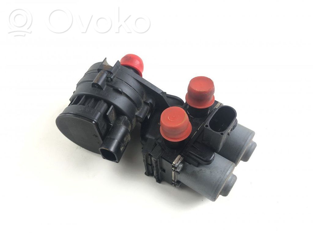 Audi A6 S6 C6 4F Alte piese compartiment motor 