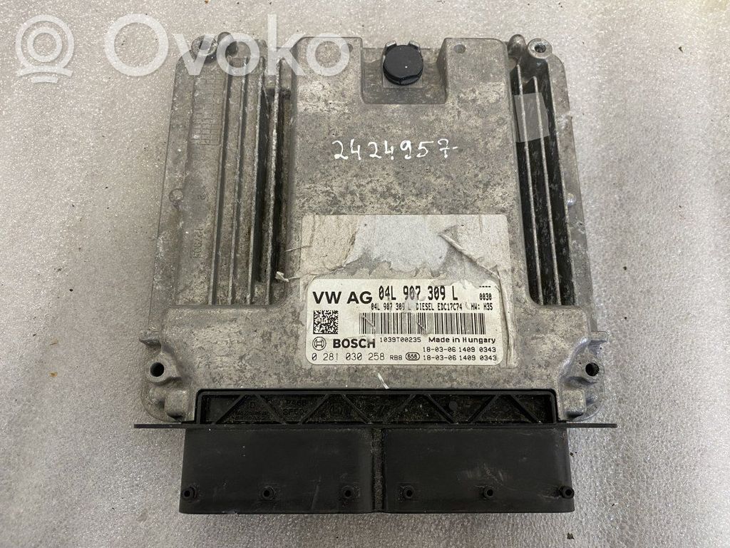 Audi A5 Engine control unit/module 