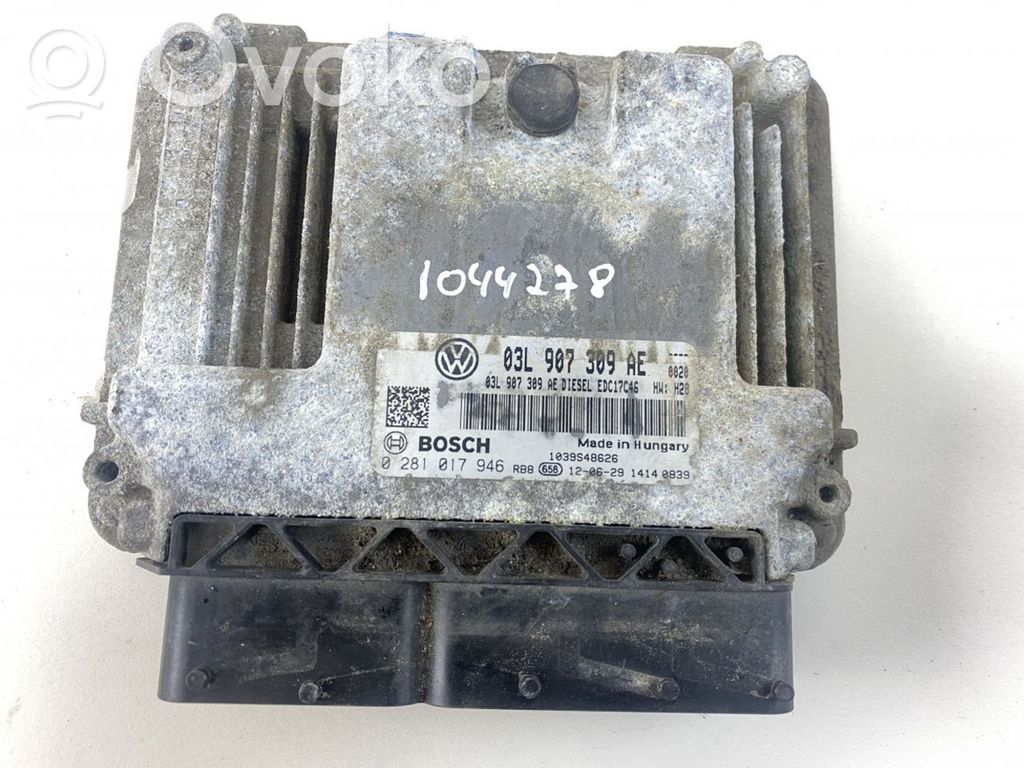 Volkswagen PASSAT B7 USA Engine control unit/module 