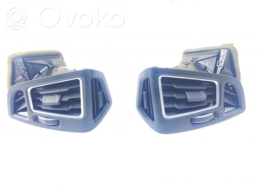 Ford Kuga II Moldura protectora de la rejilla de ventilación lateral del panel 