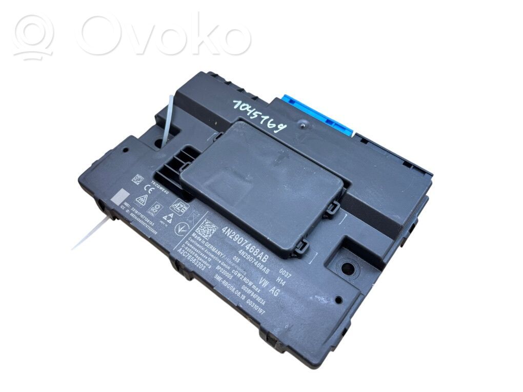 Audi RS6 C8 Gateway control module 
