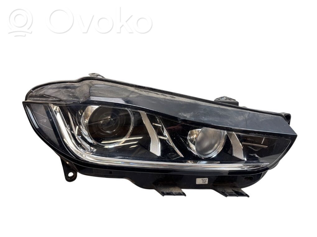 Jaguar XE Lampa przednia 