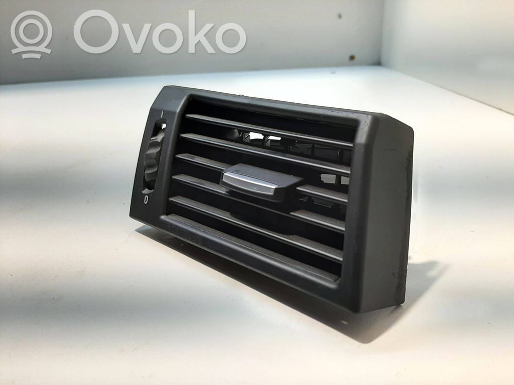 BMW X3 E83 Copertura griglia di ventilazione laterale cruscotto 