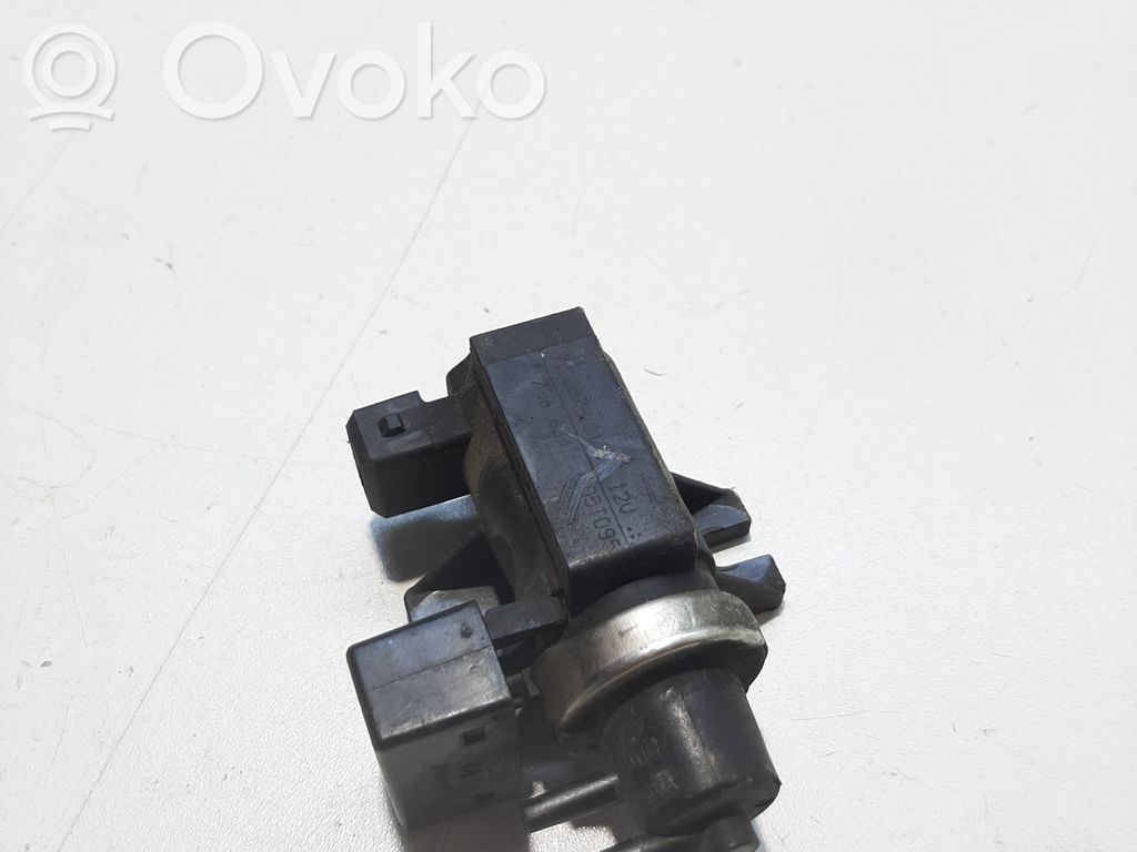 BMW 5 E60 E61 Solenoidinis vožtuvas 