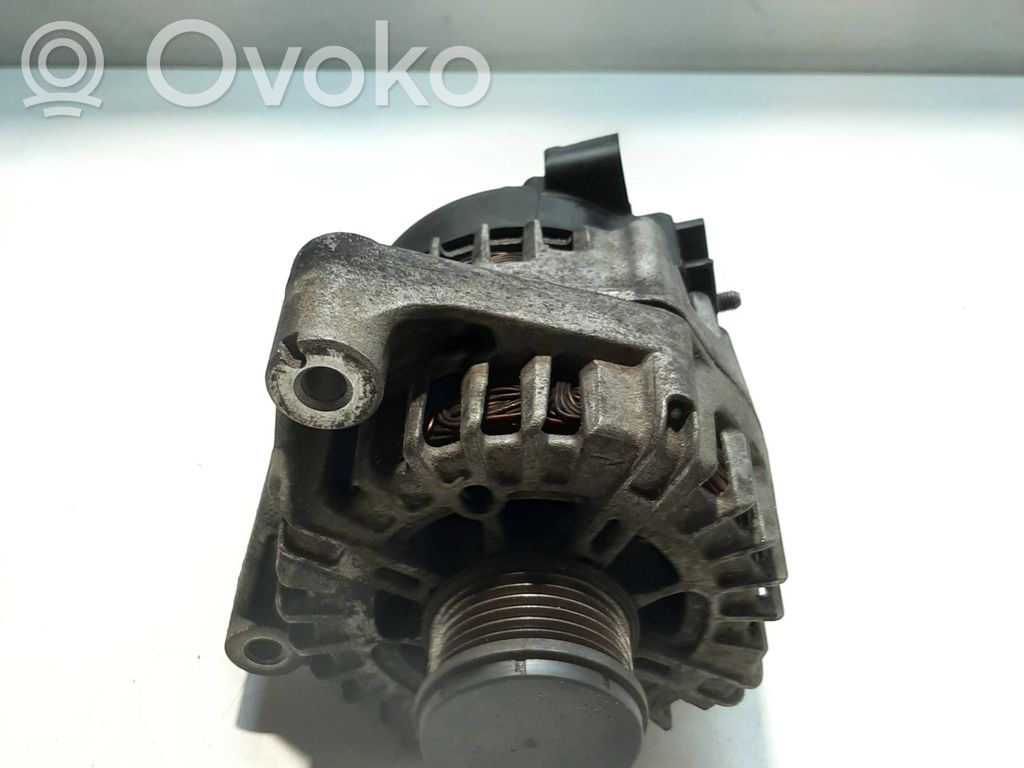 BMW 3 F30 F35 F31 Ģenerators 
