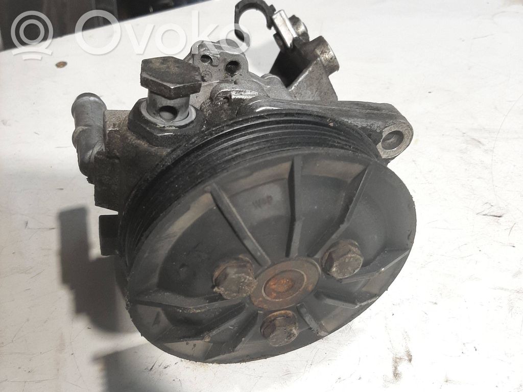 BMW 3 E90 E91 Power steering pump 