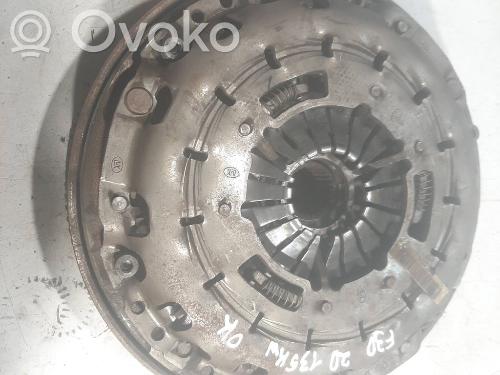 BMW 3 F30 F35 F31 Sankabos komplektas 