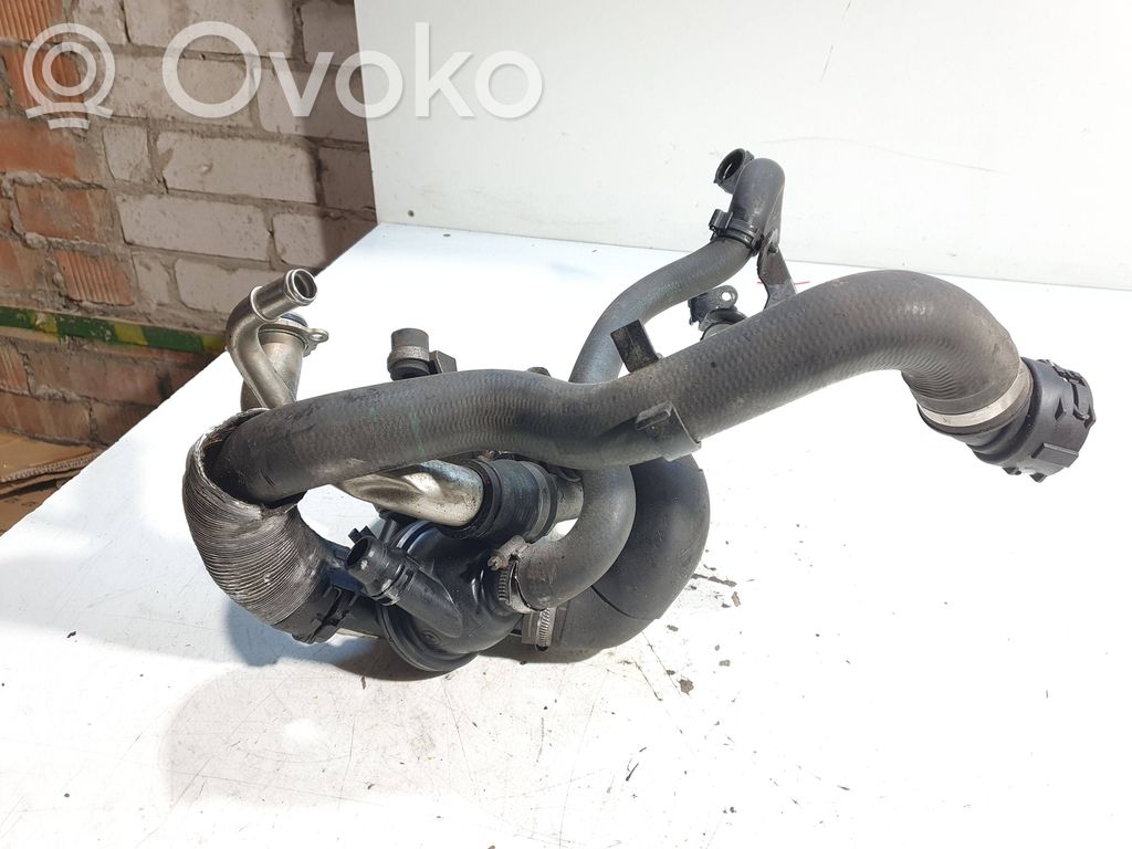 BMW 3 E90 E91 Water pump 