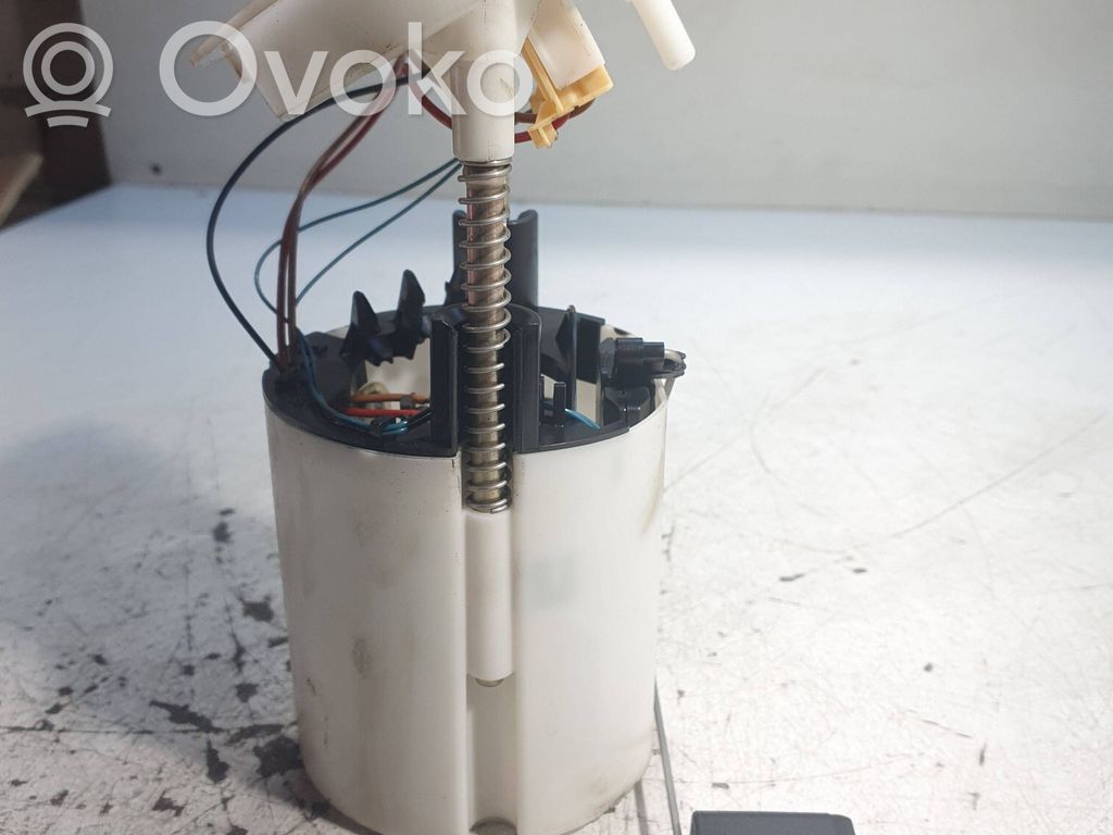 BMW 3 E90 E91 In-tank fuel pump 