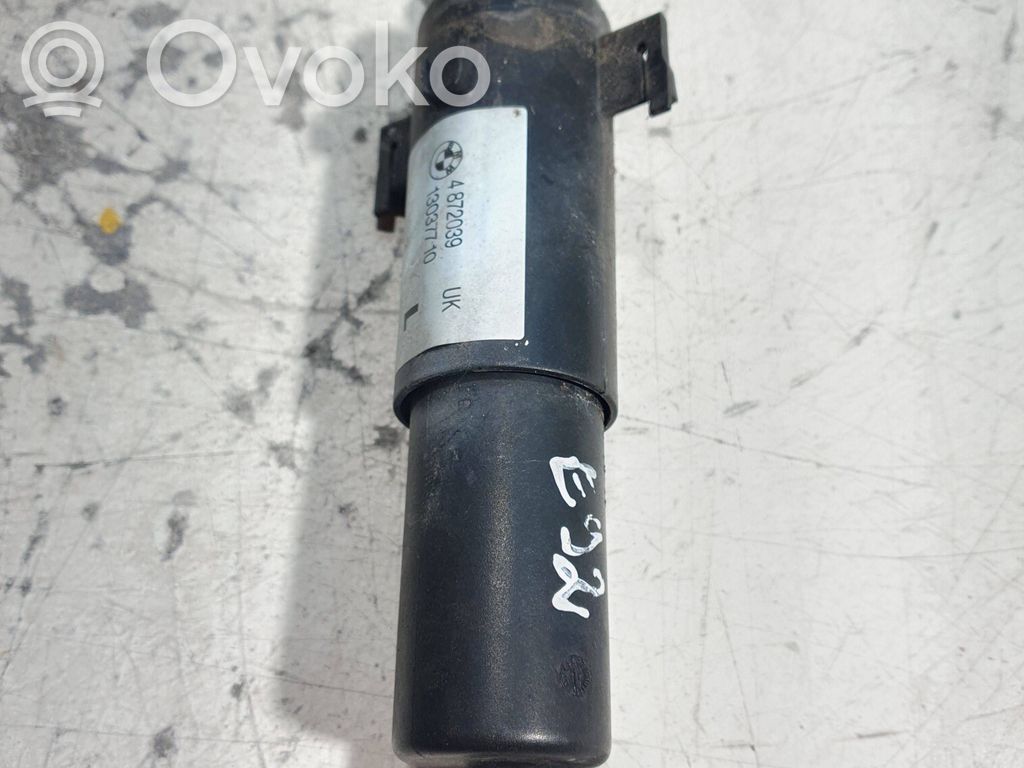 BMW 3 E92 E93 Headlight washer spray nozzle 