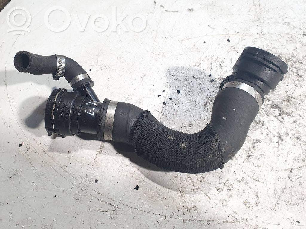 BMW X5 E70 Engine coolant pipe/hose 