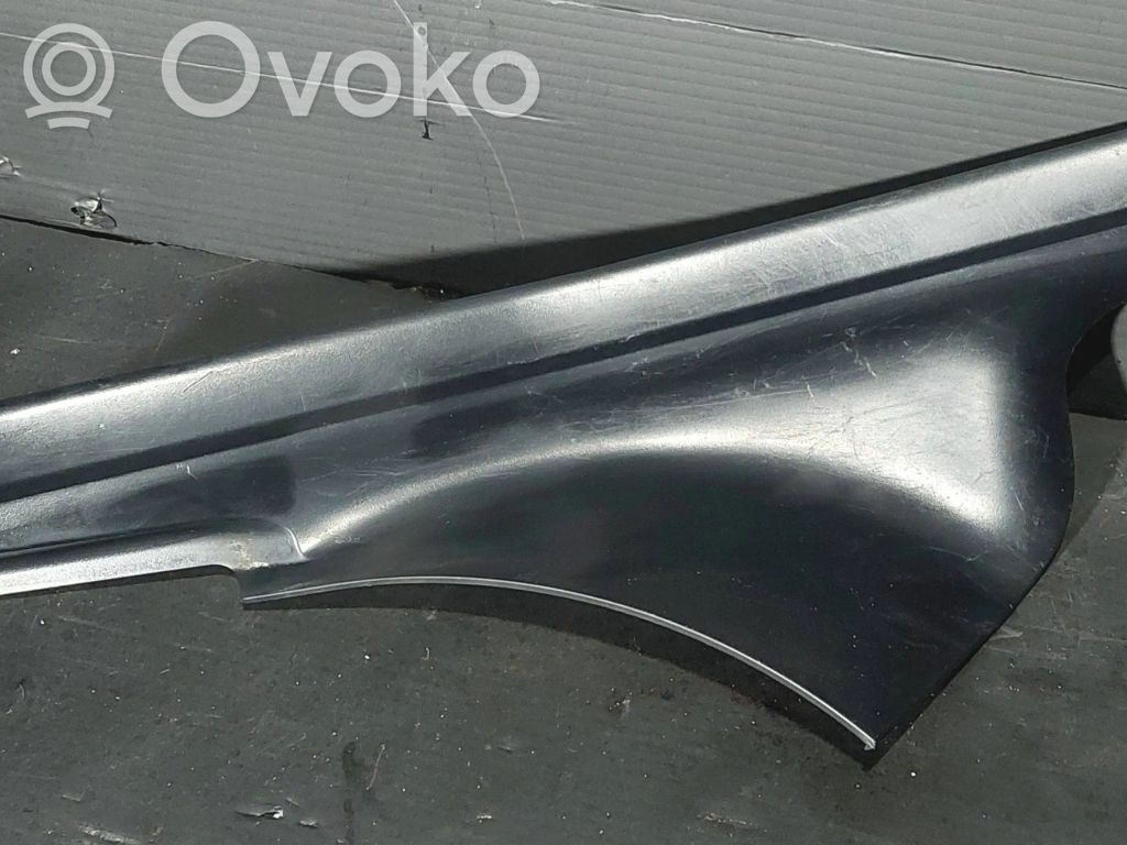BMW 5 E60 E61 Galinio slenksčio apdaila (vidinė) 
