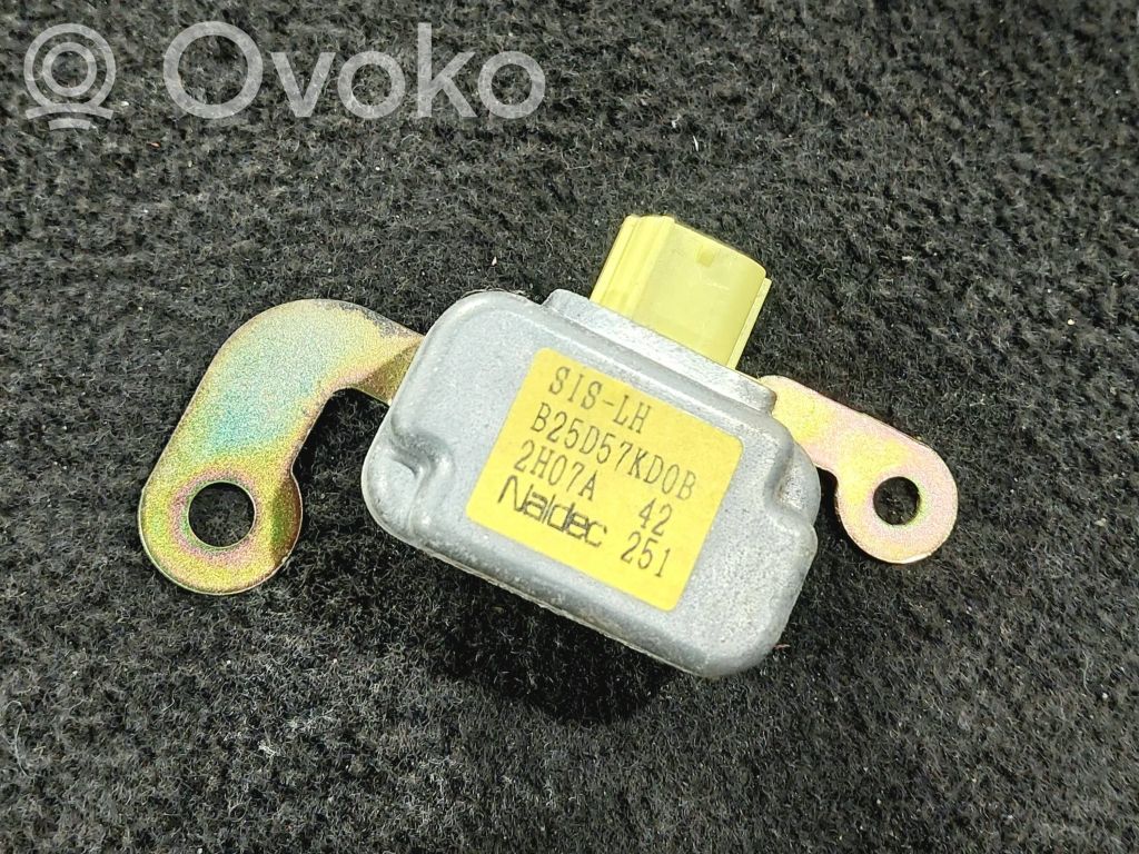 Mazda 323 F Airbagsensor Crashsensor Drucksensor 