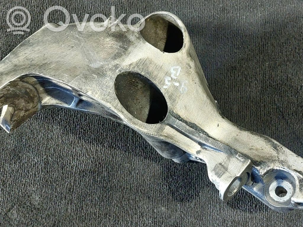 Saab 9-5 Engine mounting bracket 