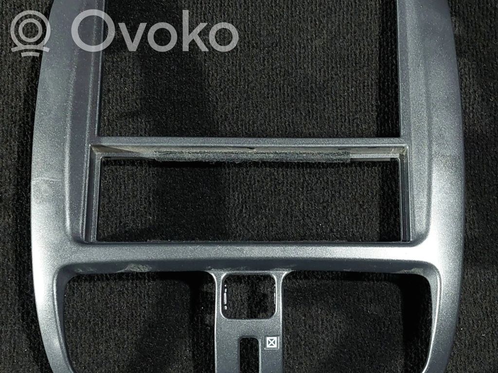 Mitsubishi Space Star Ozdoba tunelu środkowego 