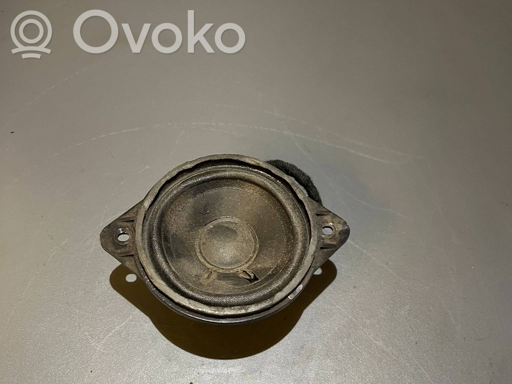 Audi A6 S6 C6 4F Panel speaker 