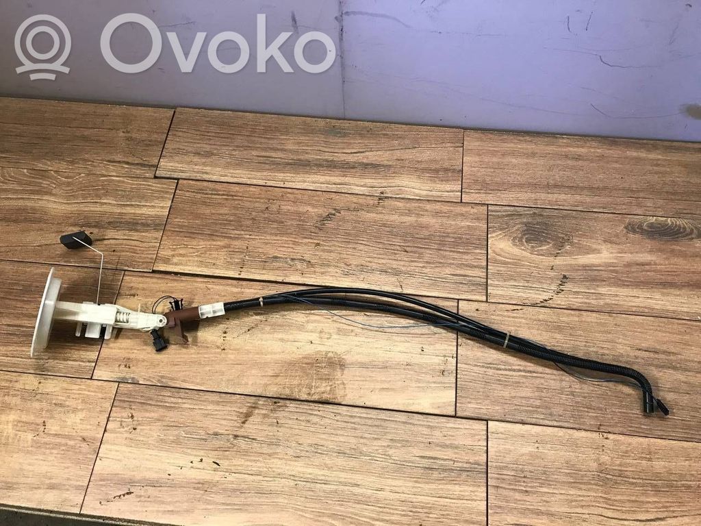 Audi A6 S6 C6 4F Degalų lygio daviklis 