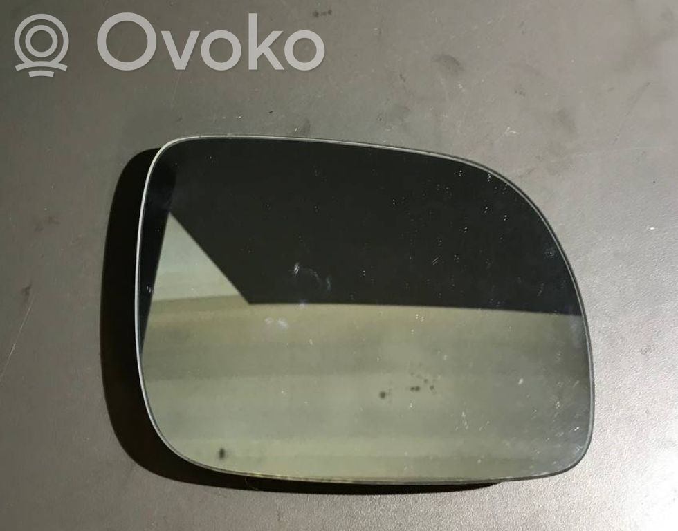 Audi A4 S4 B5 8D Wkład lusterka drzwi przednich 