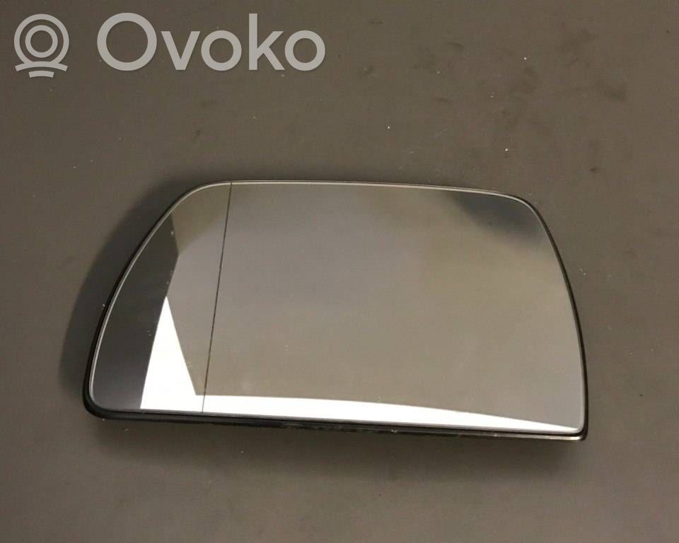 BMW X3 E83 Veidrodėlio stiklas 
