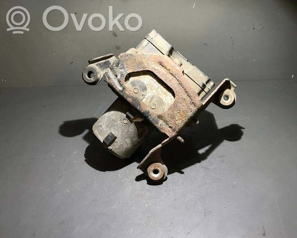 Audi A4 S4 B5 8D Bomba de ABS 