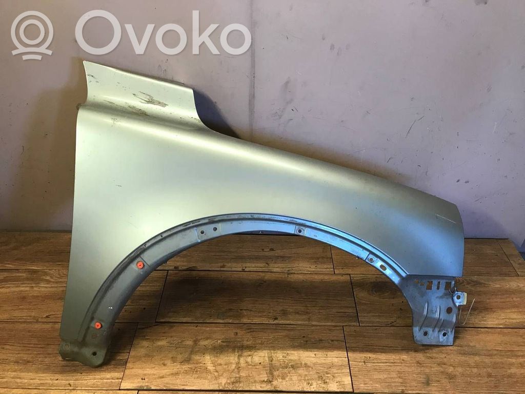 Volvo XC90 Błotnik przedni 