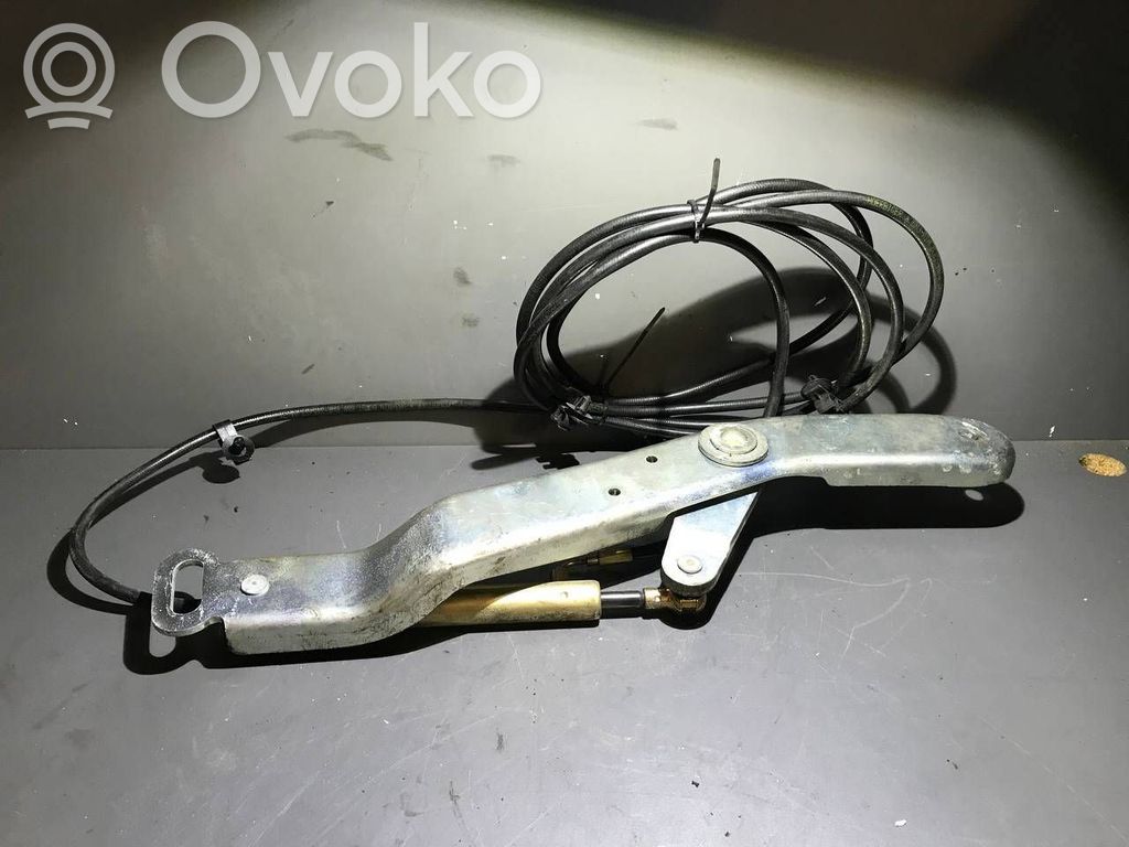 Volkswagen Phaeton Tailgate/trunk/boot hinge 