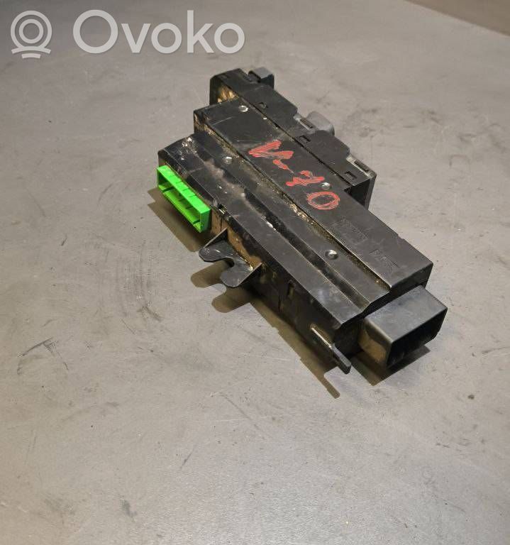 Volvo V70 Electric window control switch 