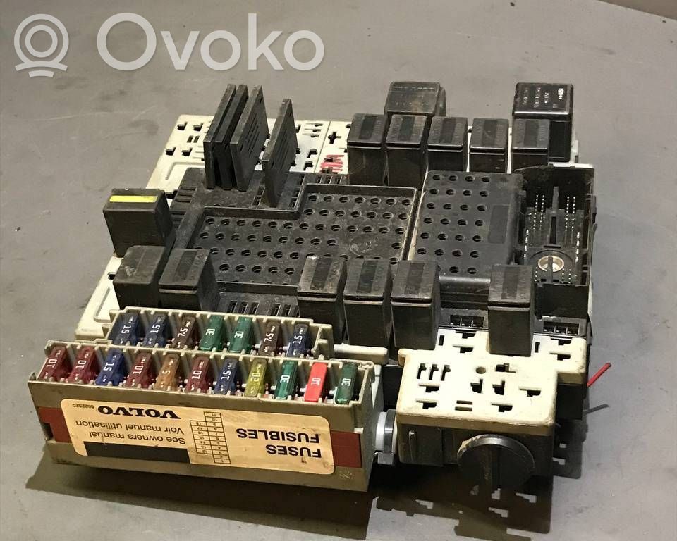 Volvo XC90 Fuse module 