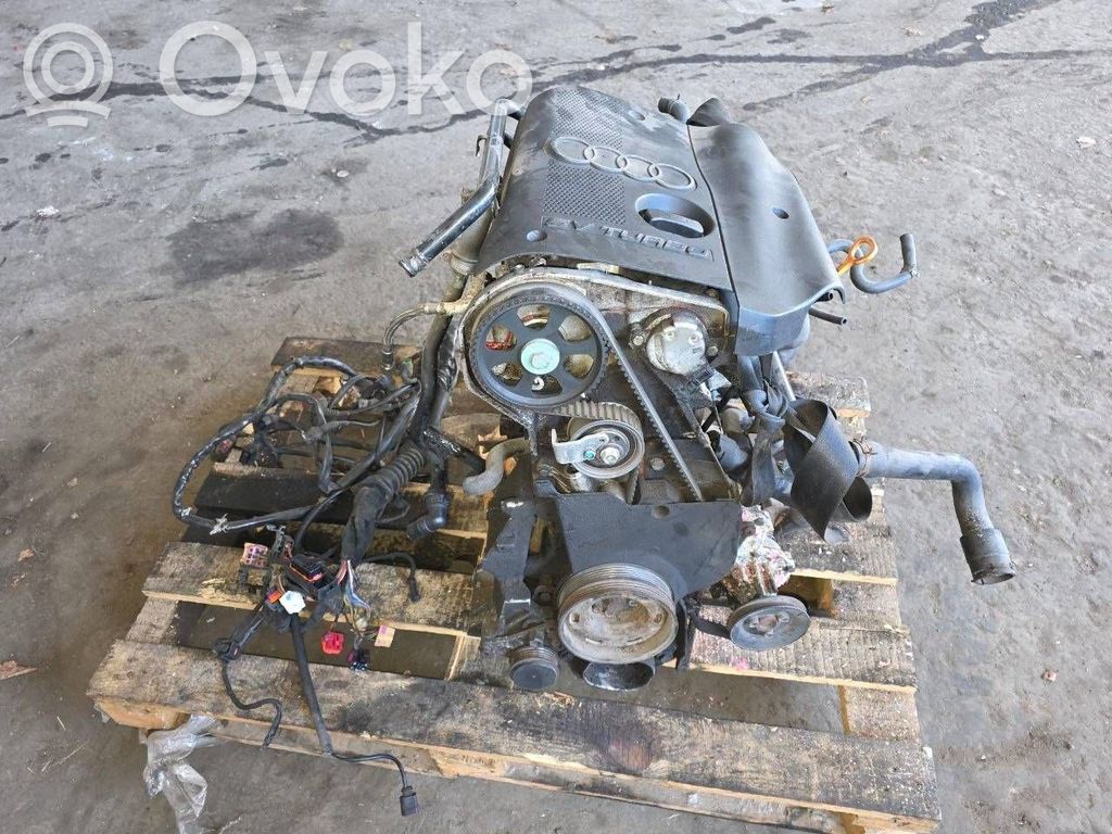 Audi A4 S4 B5 8D Silnik 