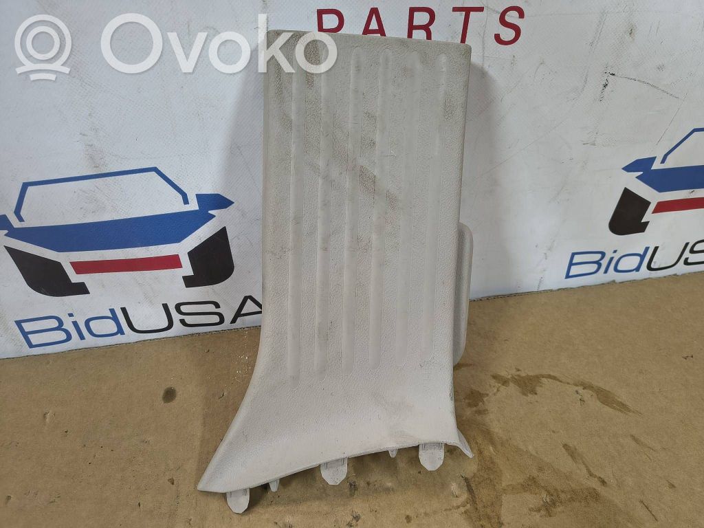 Chrysler Pacifica Listwa drzwi tylnych 
