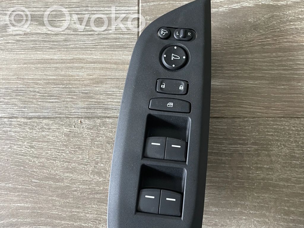 Honda Jazz IV GR Electric window control switch 