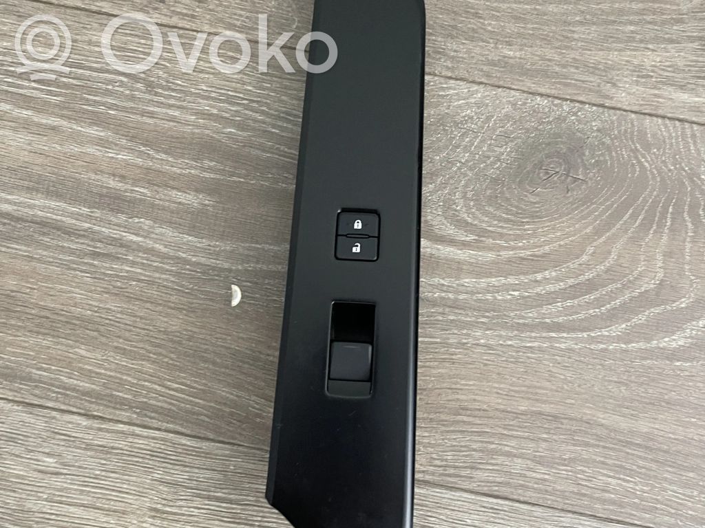 Electric window control switch   7423276040