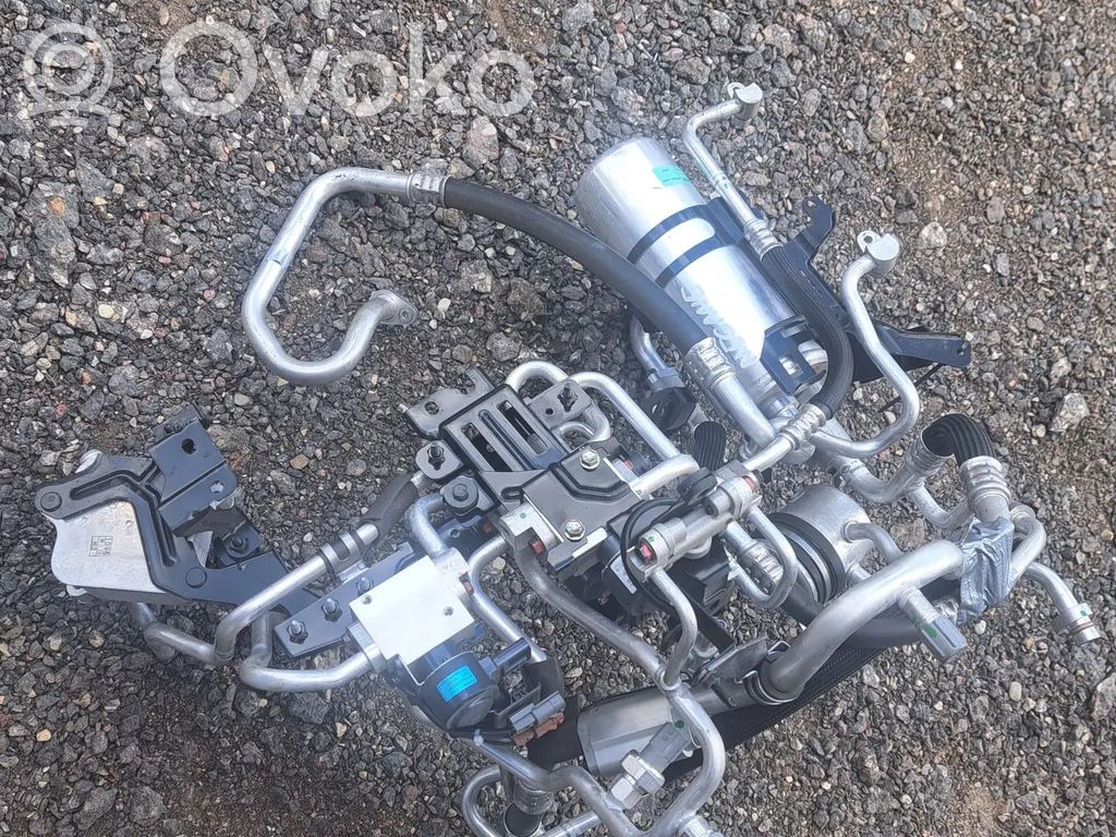 Renault Megane E-Tech Air conditioning (A/C) pipe/hose 