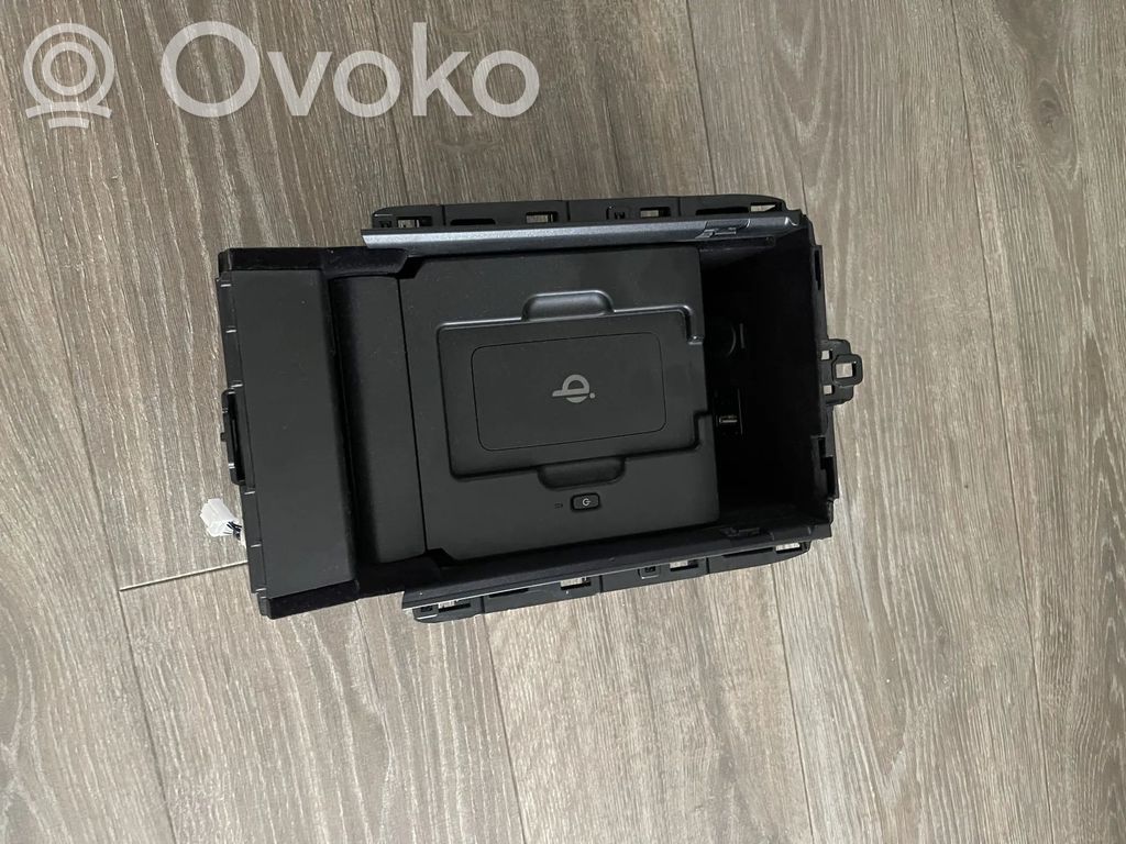 Lexus NX Keskikonsoli 