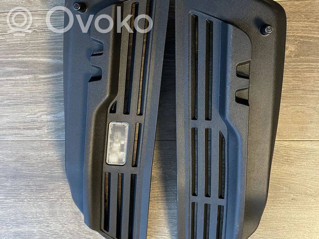 Opel Astra L Otros repuestos del interior 