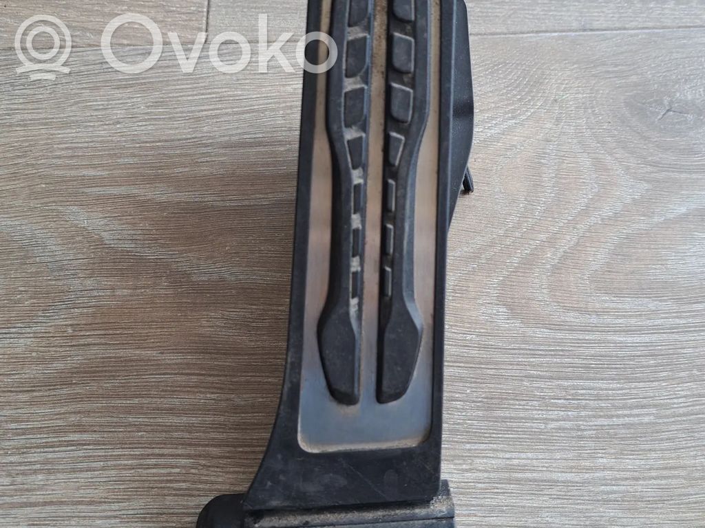 BMW iX1 Gaspedal 