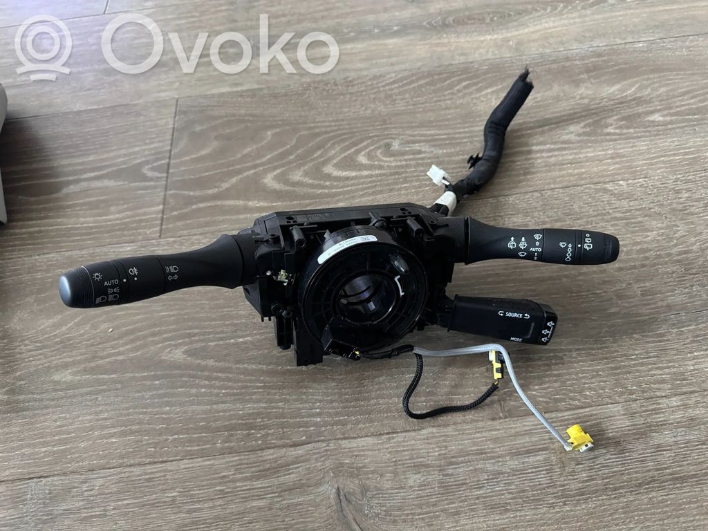 Renault Captur II Lenkstockschalter Kombischalter Blinkerhebel / Lichthebel 