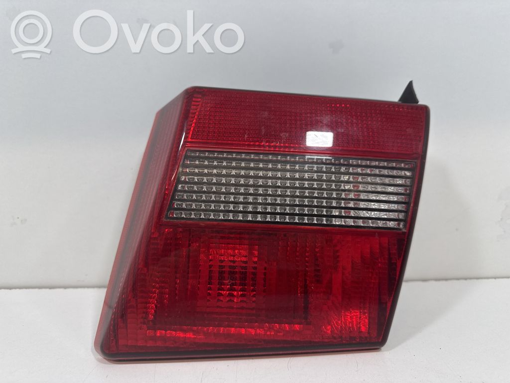 Lancia Dedra Takaluukun takavalot 
