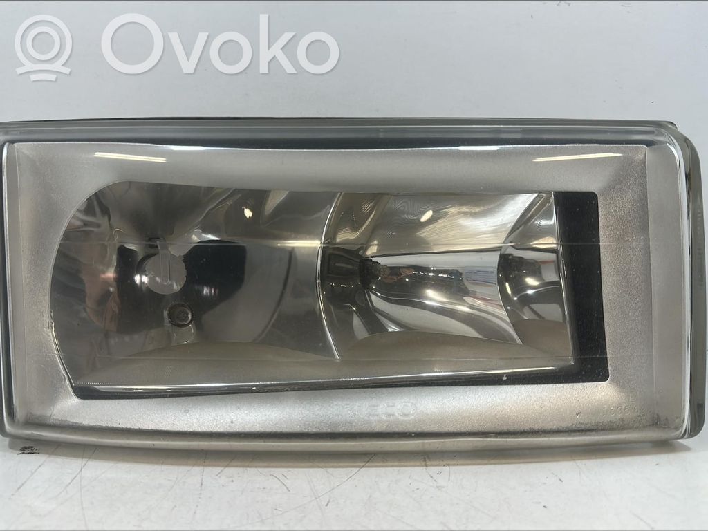 Iveco Daily 3rd gen Scheinwerfer 