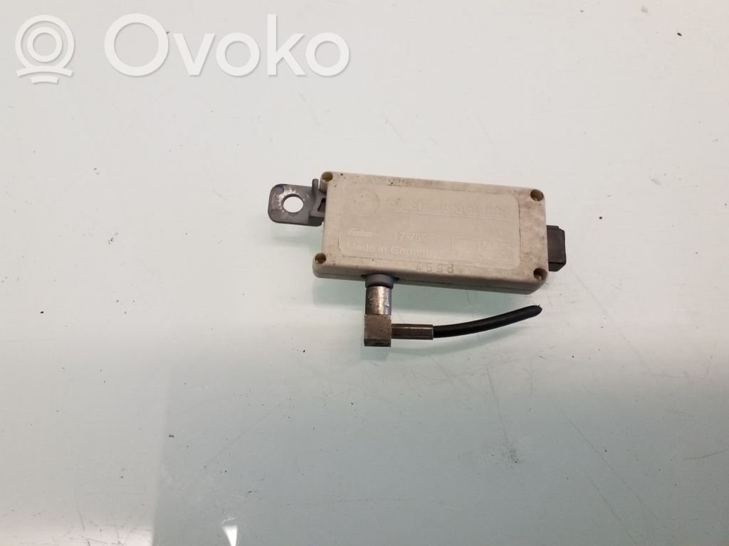 BMW 5 E39 Antenos stiprintuvas 