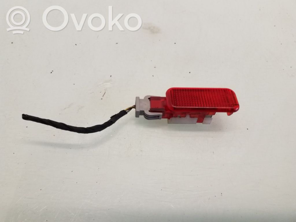 Otras luces interiores   8D094741