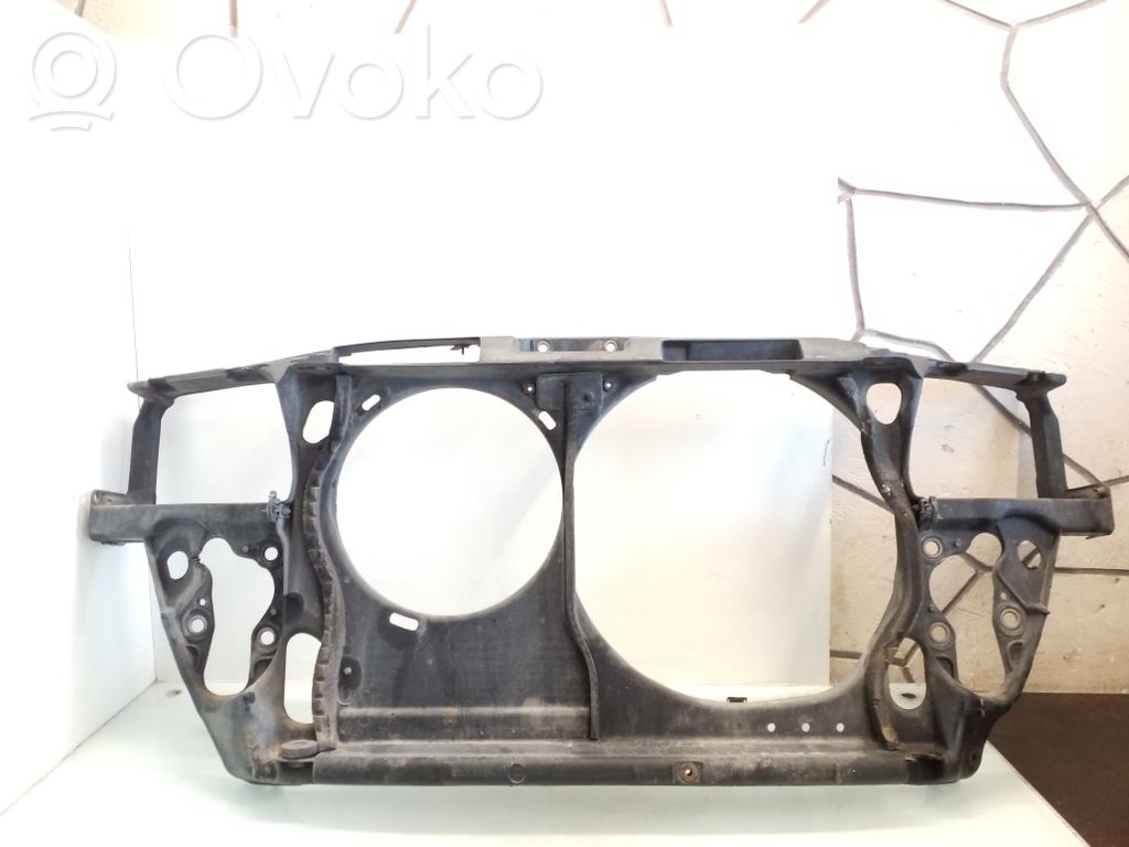 Audi A4 S4 B5 8D Панель радиаторов 