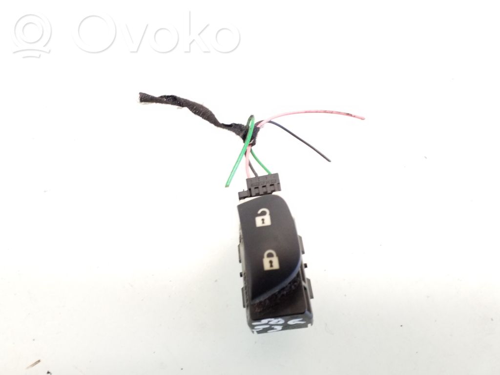 Central locking switch button   12786136