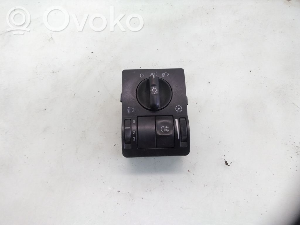 Opel Corsa C Light switch 