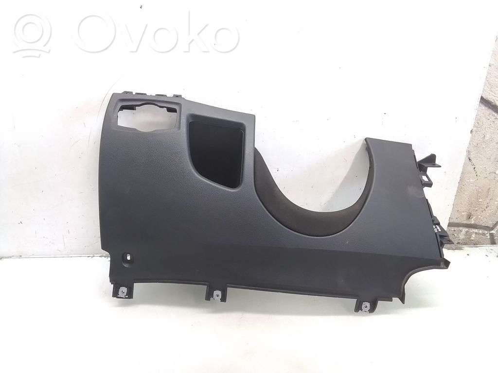 Dashboard lower bottom trim panel