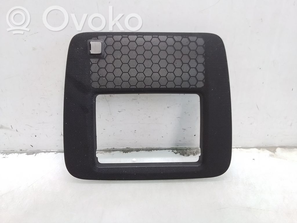 Volvo V50 Centrinio garsiakalbio apdaila 