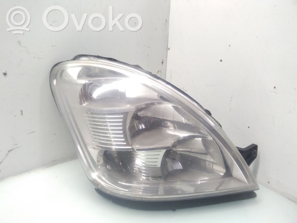 Iveco Daily 35.8 - 9 Headlight/headlamp 