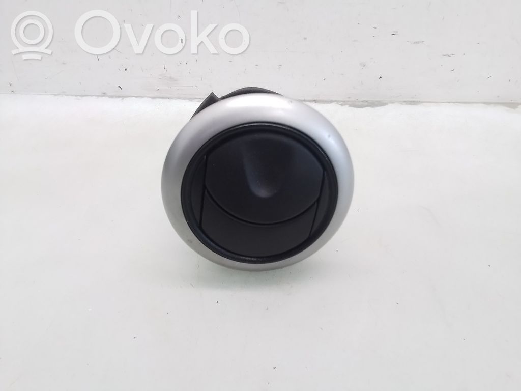 Nissan Note (E11) Šoninės oro grotelės 